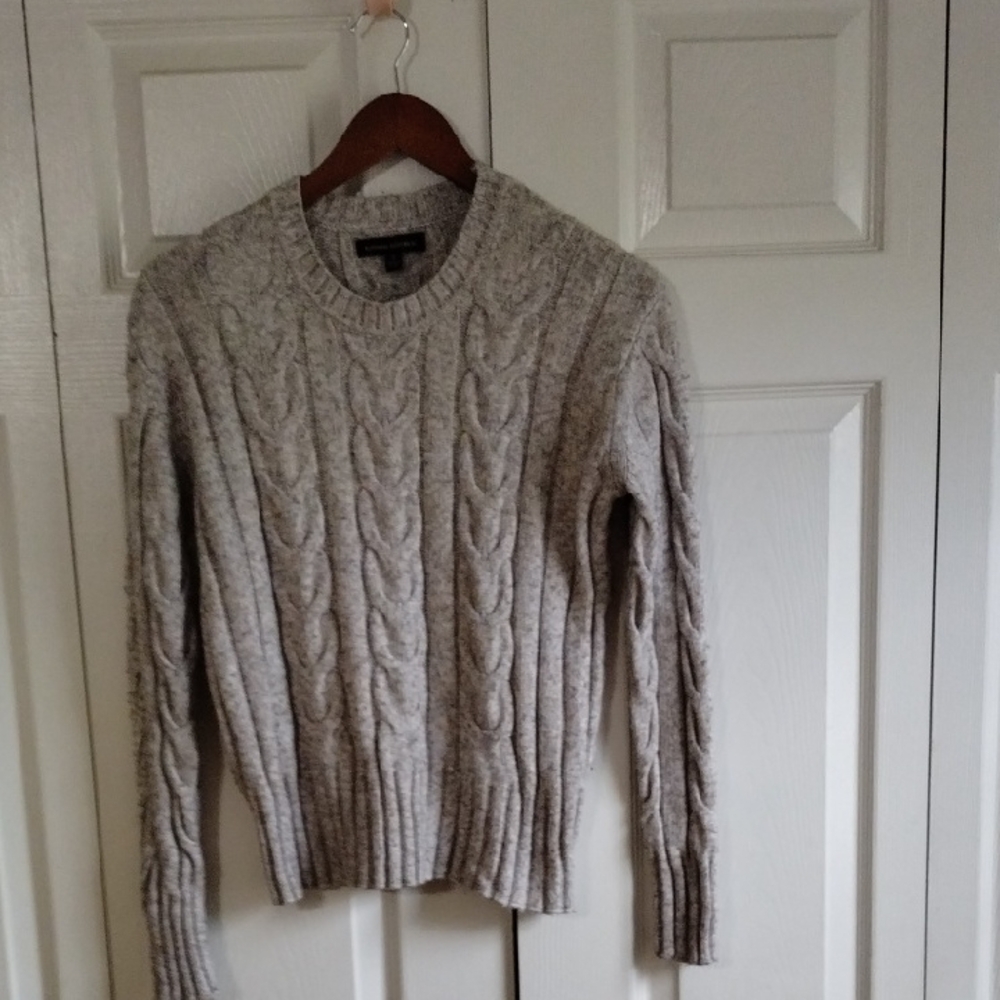 Banana Republic Cable Knit Sweater Size Small